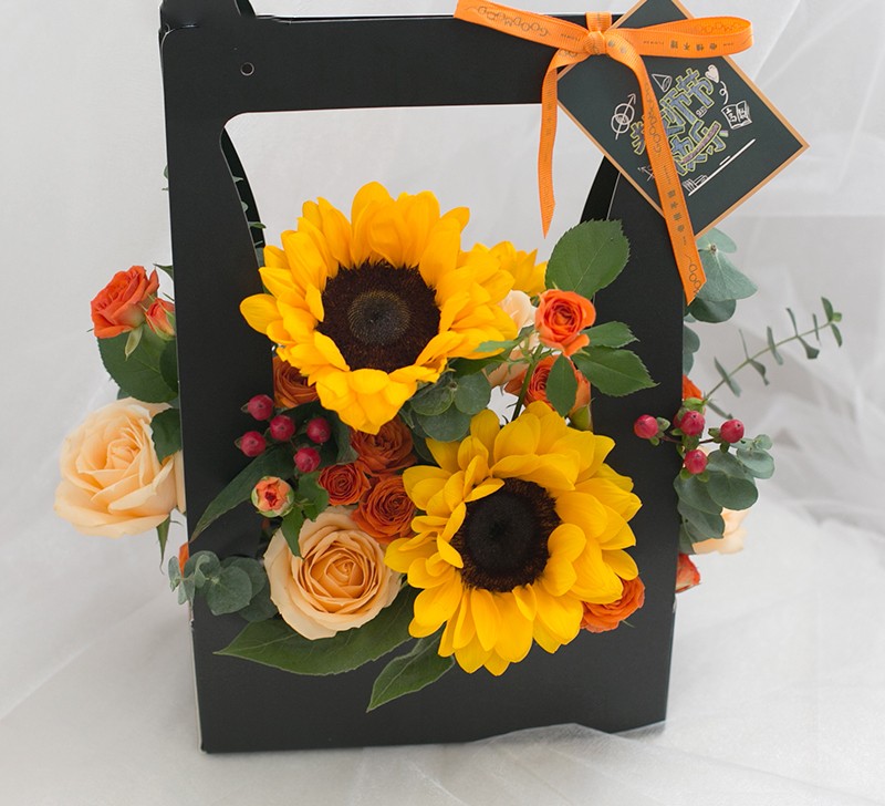教师节送老师礼品——精品向日葵手提花篮3束配送，献上最温暖的感恩心意